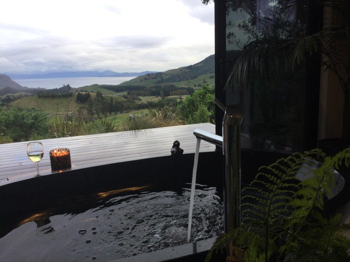 Whakaipo Bay Cabin Retreat Таупо Экстерьер фото